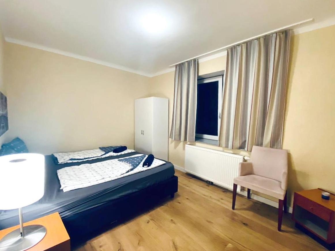Tripel In Floridsdorf Area Privatunterkunft
